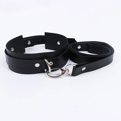 Sexy Adjustable Synthetic Leather Bondage collar with Chain-like Strap - Extreme Fetish neck cuffs for Adults, Role-Play, Formal Events - Easy-to-Clean Synthetic Material (Non-Washable) - Matte Black BDSM Accessory, Romantic (Copy)