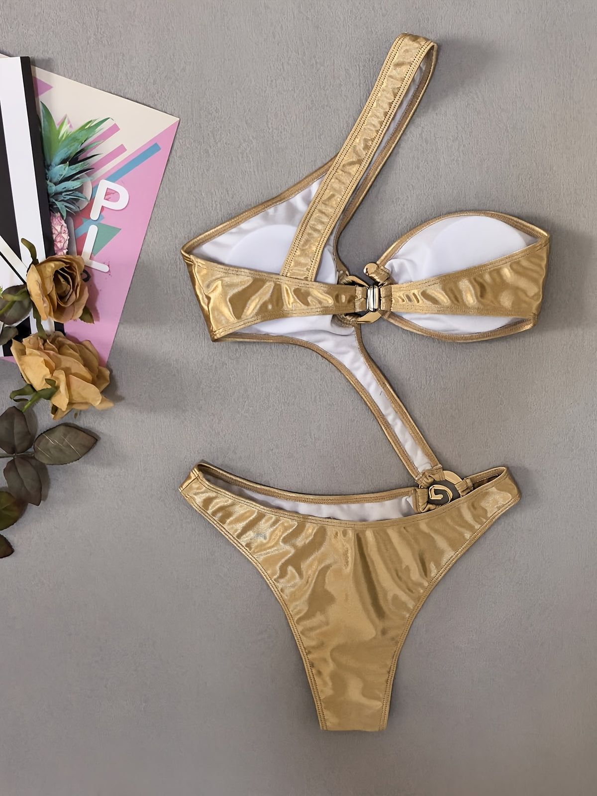 Asymmetrical One-Piece Swimsuit – Padded & High-Stretch