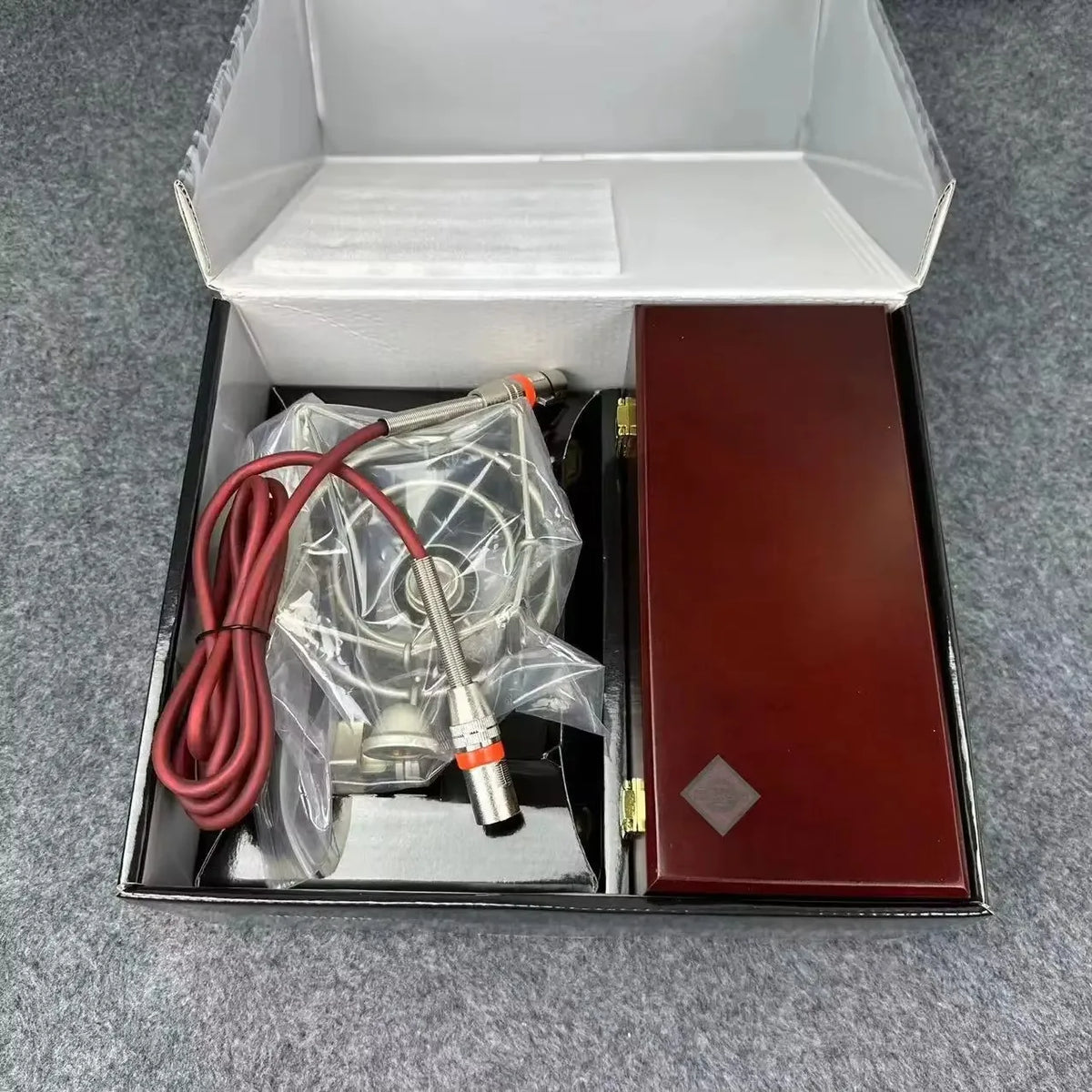 High-Fidelity Metal Mic