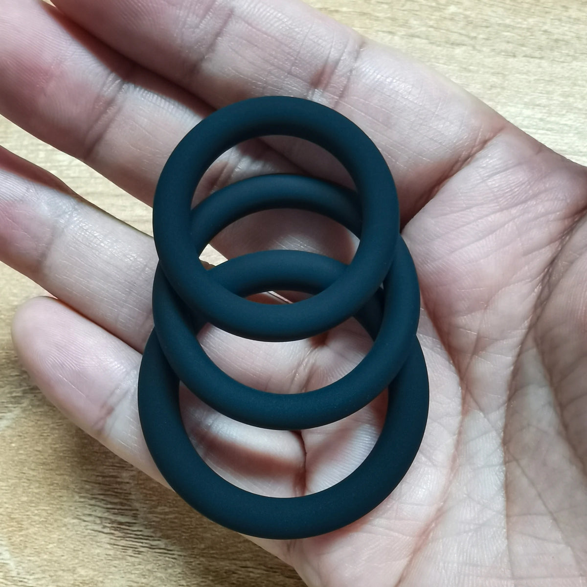 Cock Rings 3PCS Flash In The Night Lock Durable Silicone Penis Ring Sex Toys for Men Male Delay Ejaculation Scrotum Lock Ring