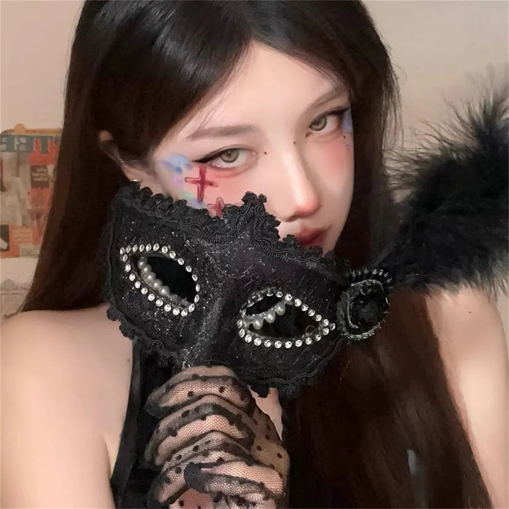 Luxury Lace & Feather Masquerade Mask