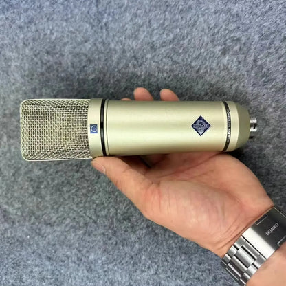 High-Fidelity Metal Mic