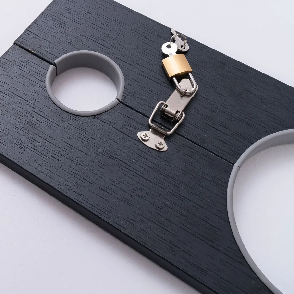 Locking Collar & Cuff Shackle Set