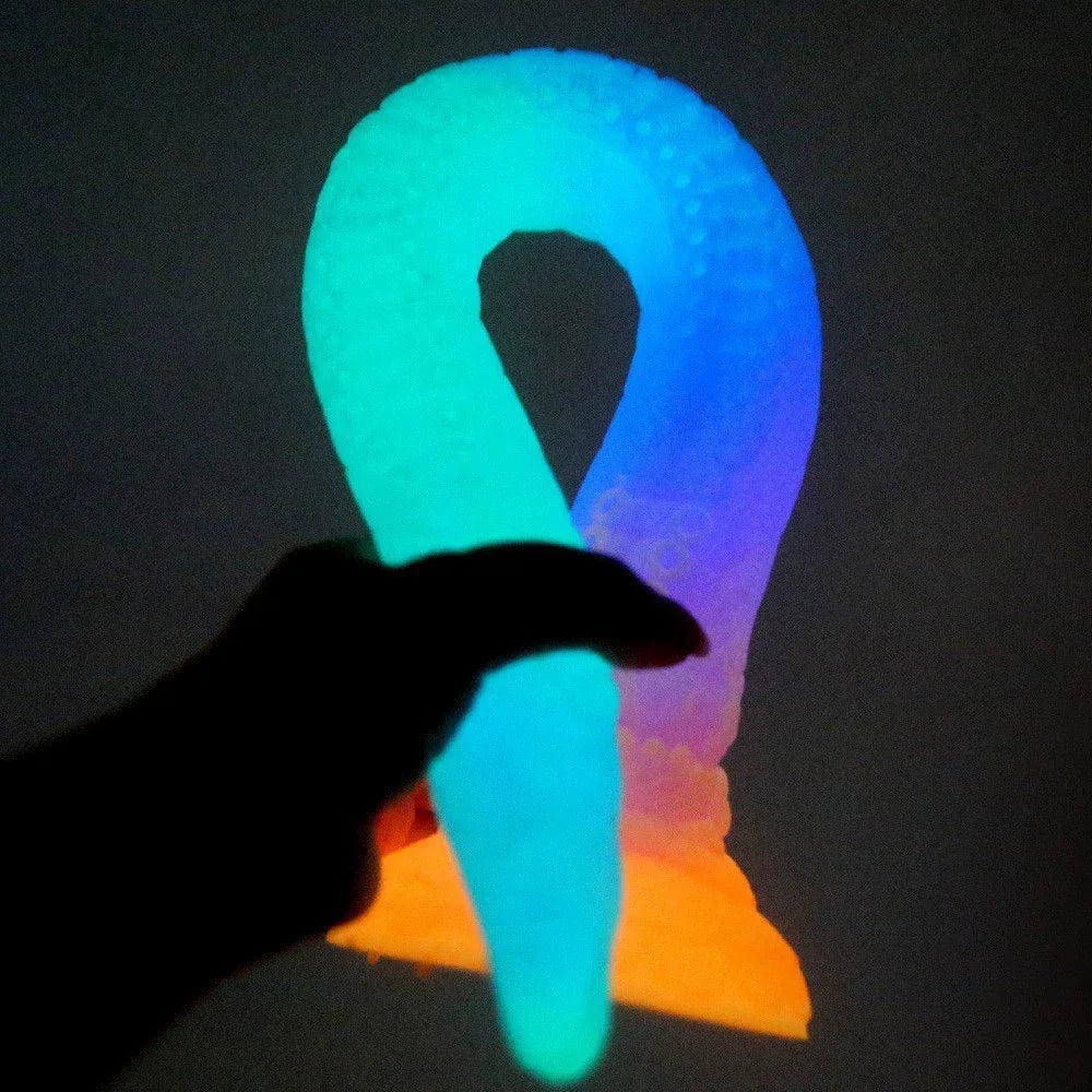 Extra Long Dragon Knotted Silicone Plug — 2 Sizes