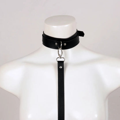 Sexy Adjustable Synthetic Leather Bondage collar with Chain-like Strap - Extreme Fetish neck cuffs for Adults, Role-Play, Formal Events - Easy-to-Clean Synthetic Material (Non-Washable) - Matte Black BDSM Accessory, Romantic (Copy)